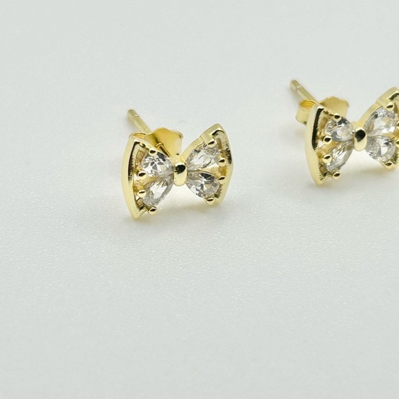Elegant Gold Bow Zircon Earrings 925 Sterling Silver Posts - Picture 5 of 6